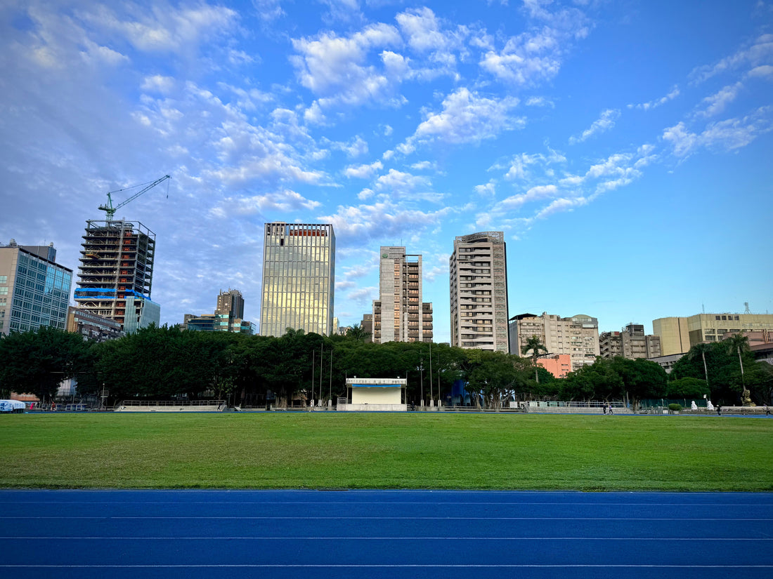 A Mackerel Sky Thursday